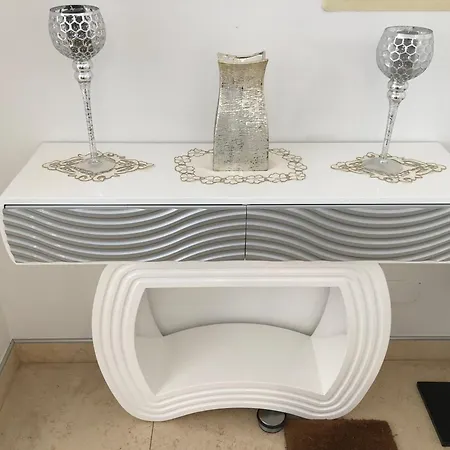 Forum Ocean View Апартаменты *