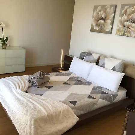 Forum Ocean View Apartment *