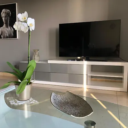 Апартаменты Forum Ocean View *